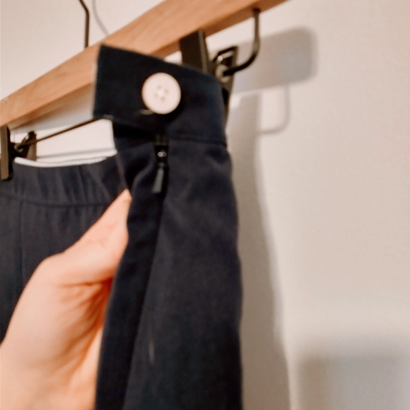 NWT Tommy Hilfiger navy blue pleated golf skirt, high waisted size 2 - Picture 5 of 6